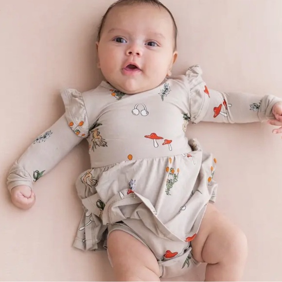 🧡$30 FLASH SALE🧡Kyte Baby Viscose Bamboo Harry Potter Herbology Skirt Onesie NWT - Picture 2 of 4